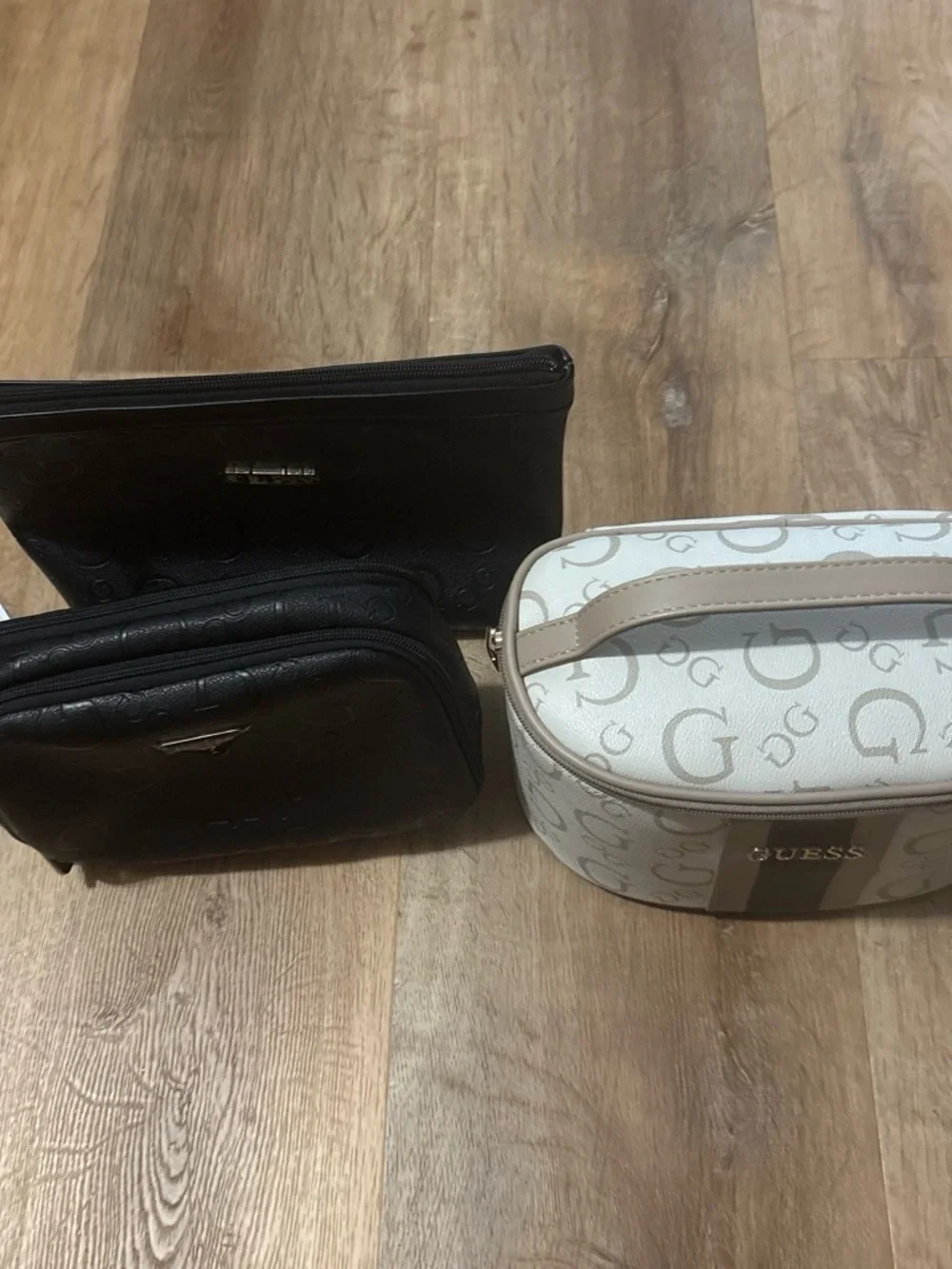 GUESS Makeup Bags and Cosmetic Train Case NWOT